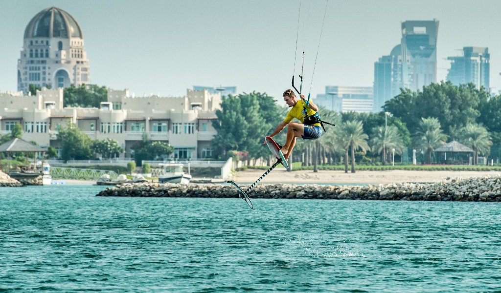 Qatar kitesurfing | Adventure sport activities