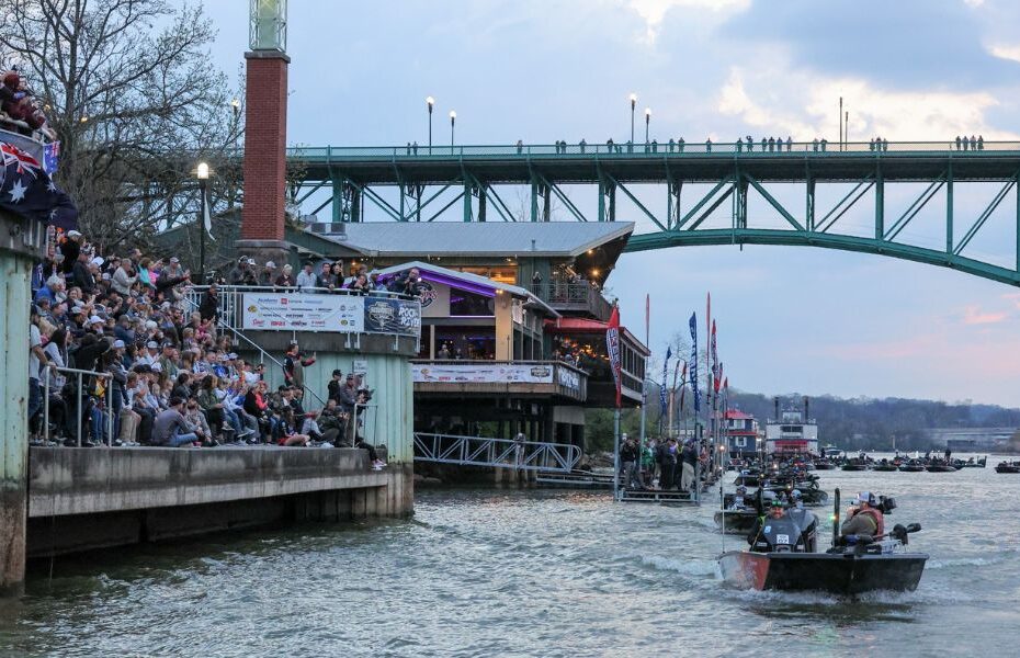 Bassmaster Classic fishing event nets 35.5m for Knoxville Sports