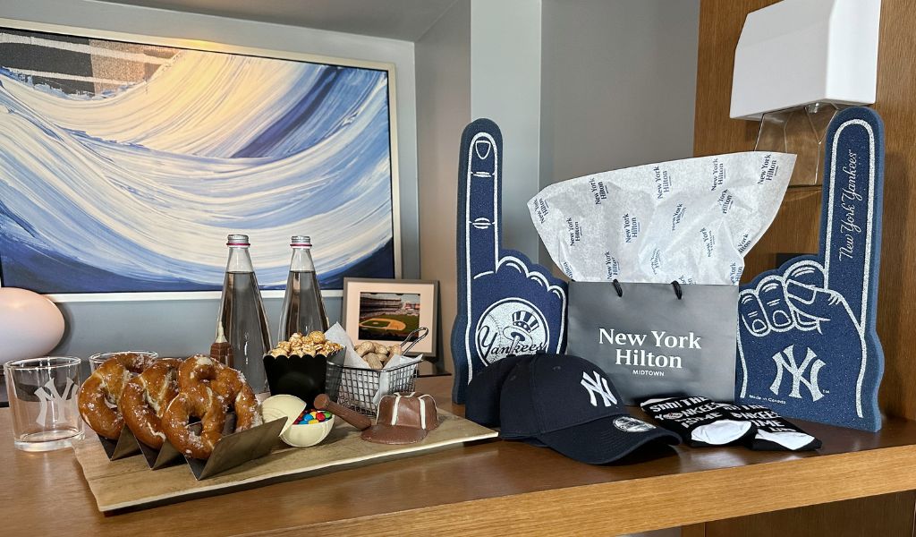 Yankees ‘Grand Slam Suite’ at New York Hilton Midtown