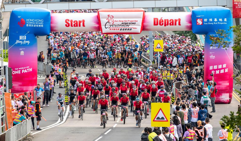 Hong Kong Dragon Boat Festival (Credit: Hong Kong Tourism Board)