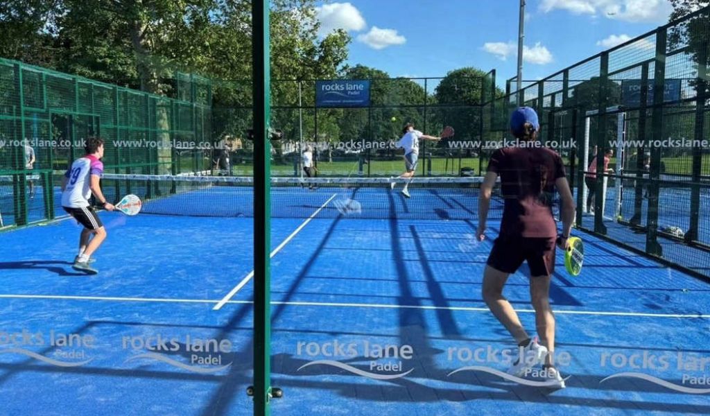 Padel breaks in London: intensive padel weeks at Rocks Lane